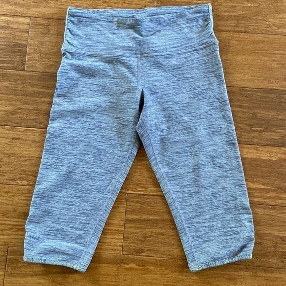 LULULEMON Crop Leggings 6 - Picture 1 of 2